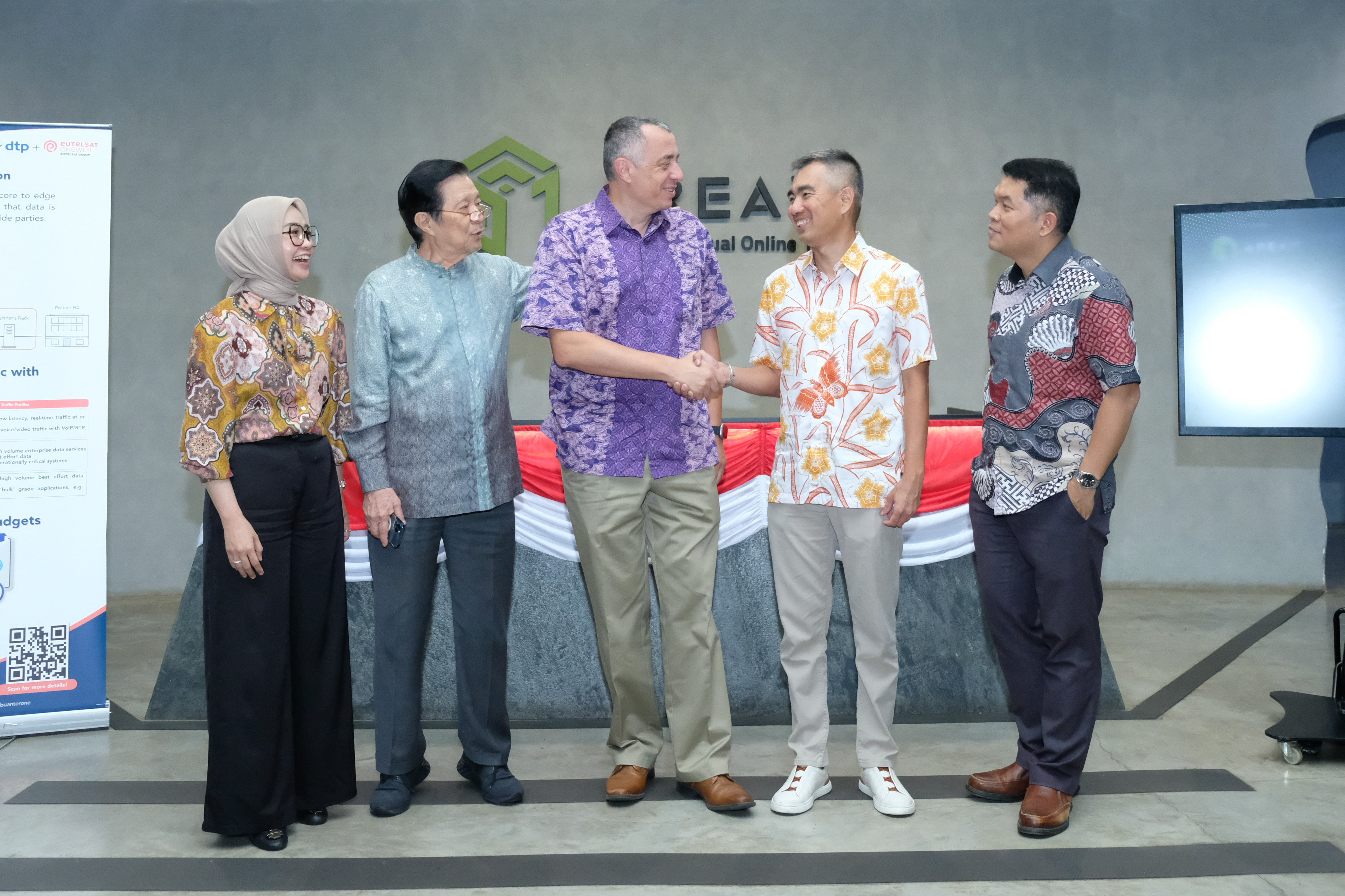 AREA31 Resmi Menjadi Mitra Eksklusif Eutelsat OneWeb